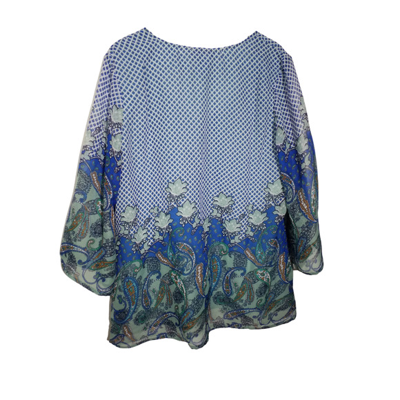 The Paragon Sequin Embroidered Butterfly Top Women’s 2X V-Neck Pullover Lined - Picture 3 of 5